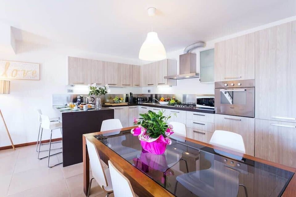 Kitchen and dining area