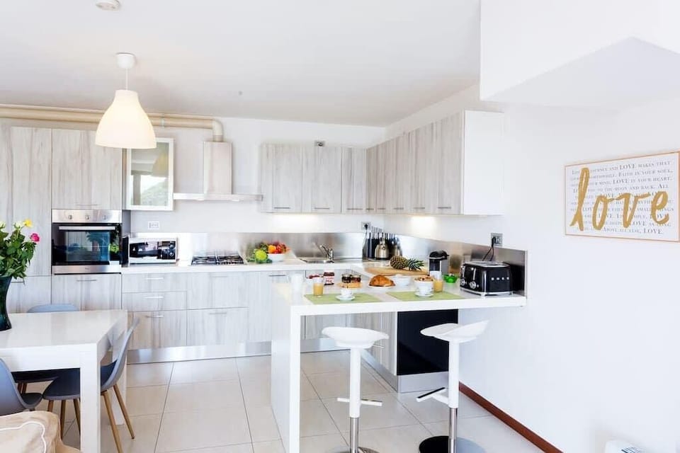 Well equipped kitchen