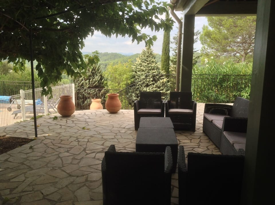 Another picture of the Outside Seating.