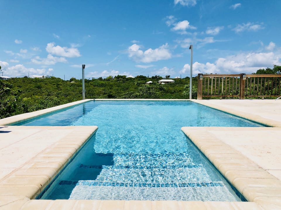 Private pool with 4 chaise lounges. Sunset view over the hills