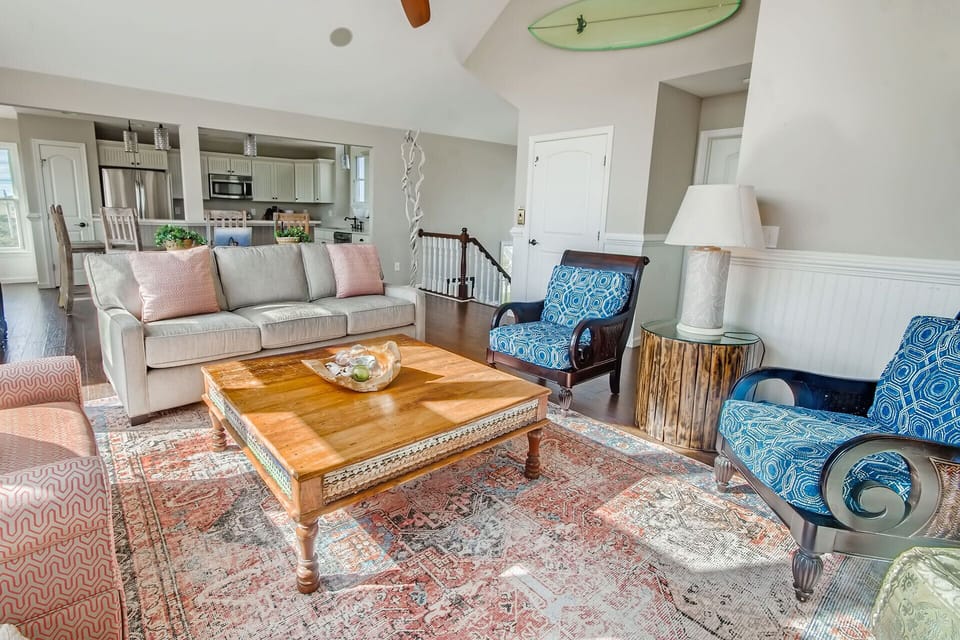 surf-or-sound-realty-hi-view-734-great-room-4