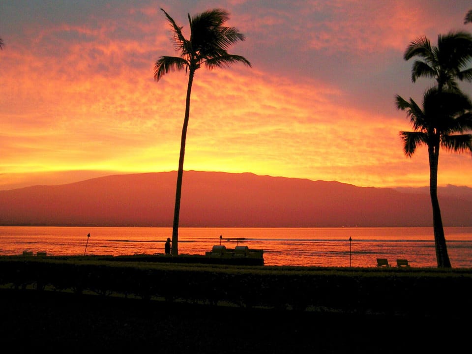 Winter sunrise from Lanai at MK110