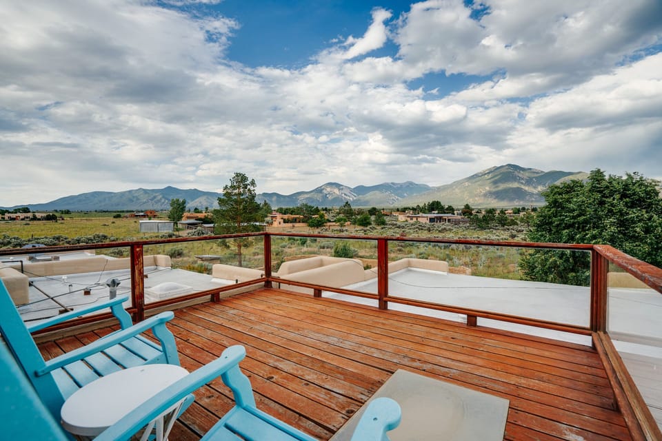 Upstairs deck