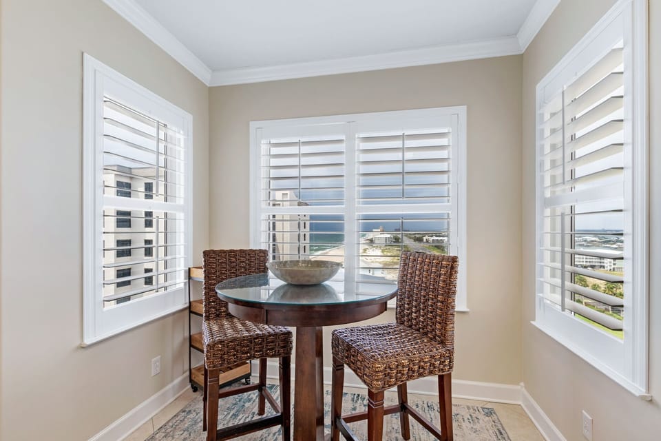 Breakfast Nook