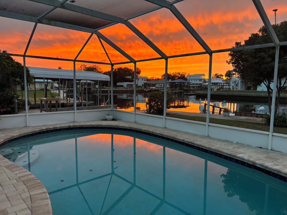Relax and enjoying your favorite beverage and the amazing sunsets from our Lanai