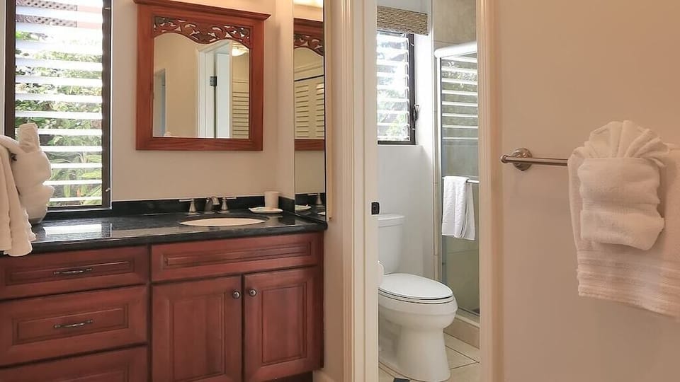 Bathroom with Walk In Shower