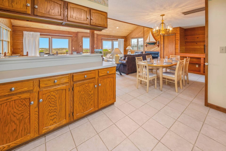 Surf or Sound Realty - 29 - Two Cay Seas - Kitchen -2