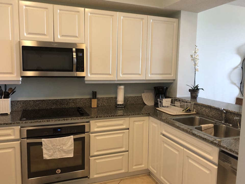 A fully stocked kitchen if you want to dine in. 