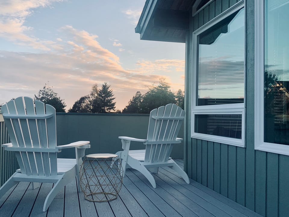 Deck facing west.