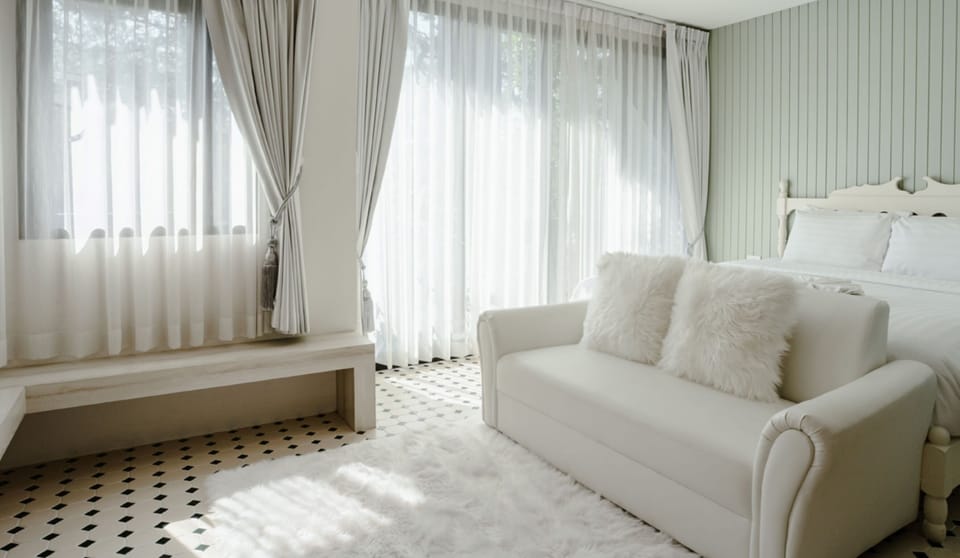 Deluxe Double Room, Garden View | In-room safe, desk, blackout drapes, free WiFi