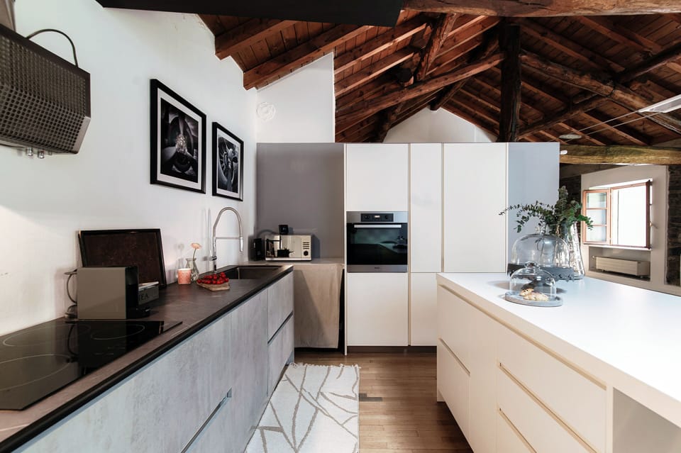 Apartment, 1 Bedroom | Private kitchen | Fridge, microwave, oven, stovetop