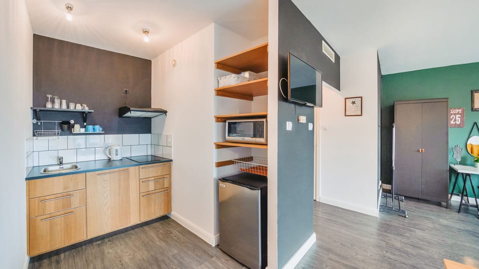Private kitchenette