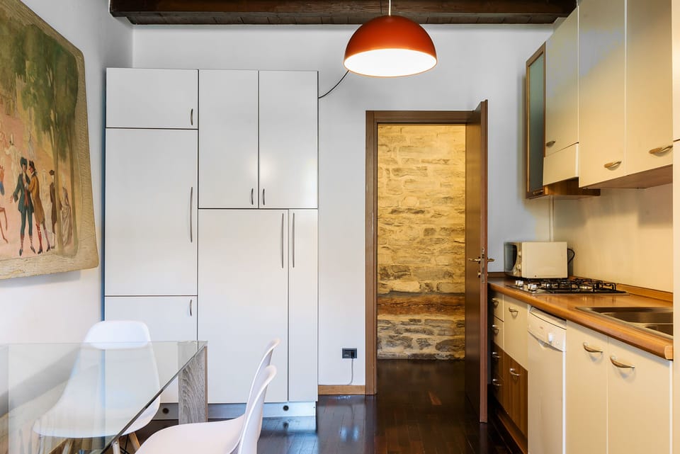 Apartment, 3 Bedrooms | Private kitchen | Fridge, microwave, oven, stovetop