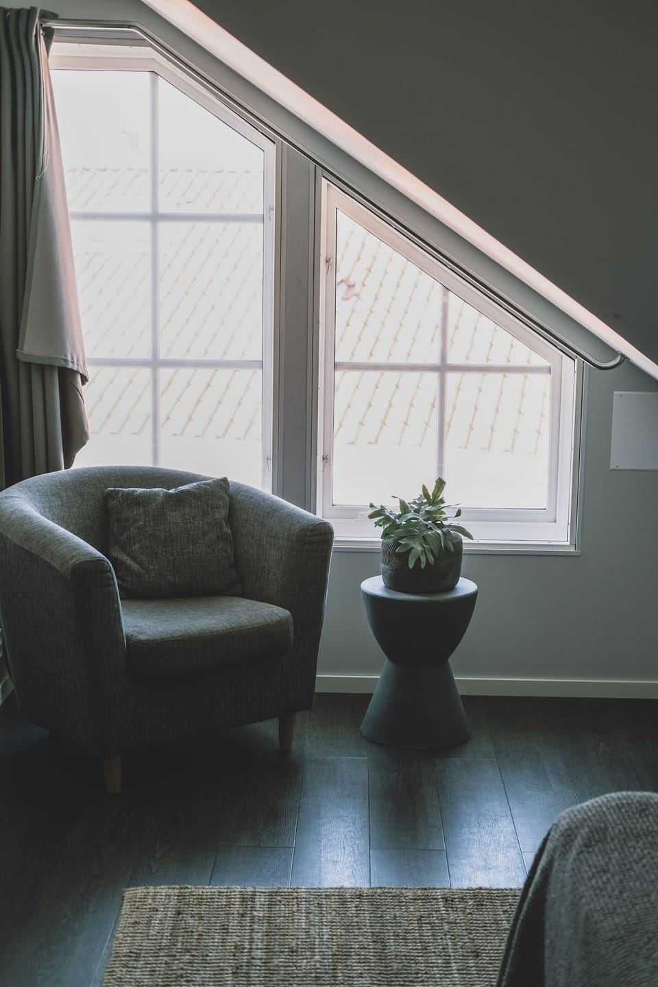 Standard Twin Room, City View | Desk, blackout drapes, soundproofing, iron/ironing board