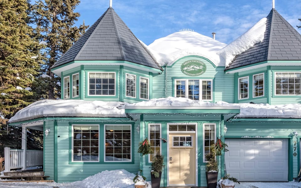 Beautiful house on Silver Star Mountain