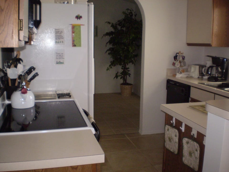 Galley Kitchen With Everything You Need!  Drip Coffee Maker and Keurig!!