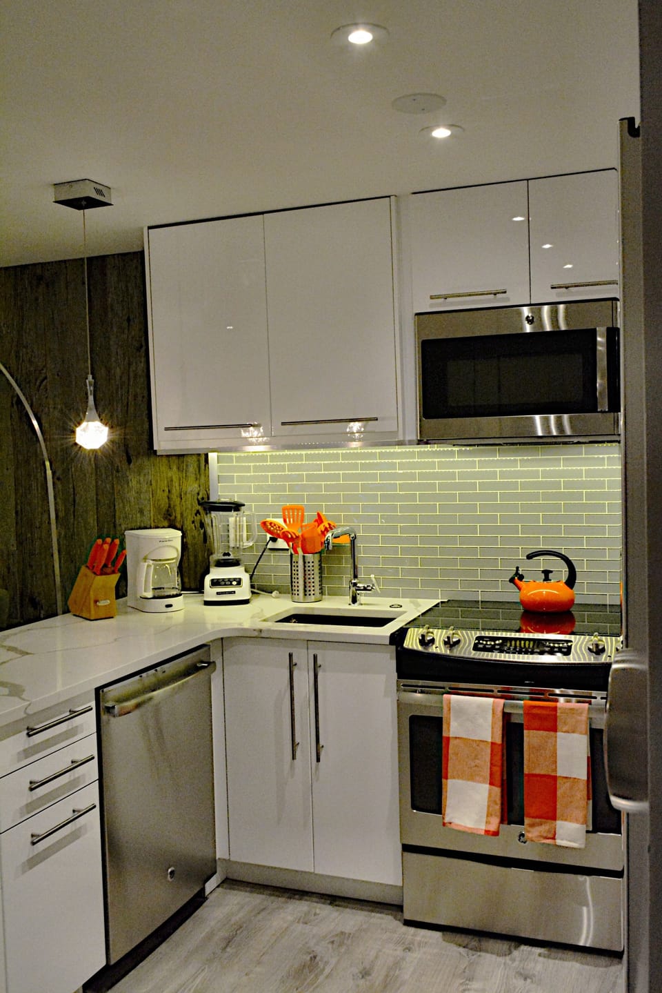 Kitchen has Lots of Storage