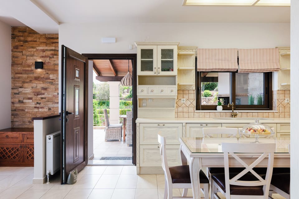 Indoor dining table in the kitchen!