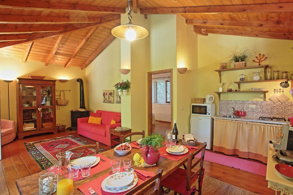 Kitchen and Lounge