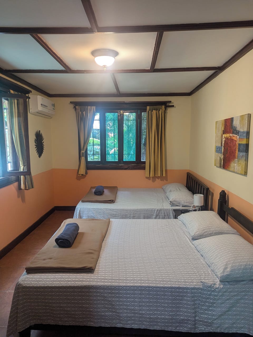 Superior Quadruple Room, 2 Double Beds, Non Smoking | Minibar, WiFi (free), bed sheets