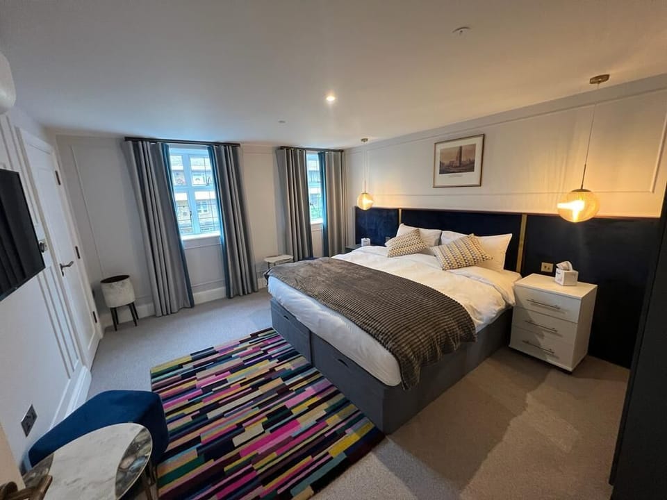 Luxury Double Room | Premium bedding, in-room safe, soundproofing, free WiFi