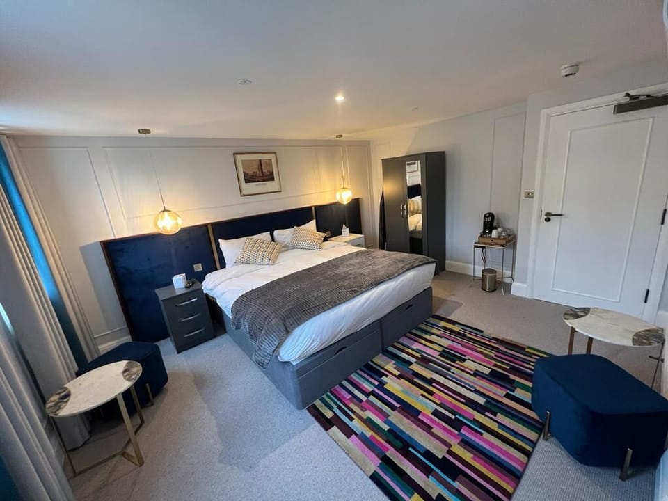 Luxury Double Room | Premium bedding, in-room safe, soundproofing, free WiFi