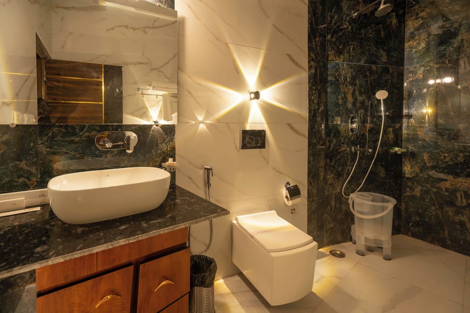 Elephant Park Premium (River Front) | Bathroom | Shower, free toiletries, slippers, towels