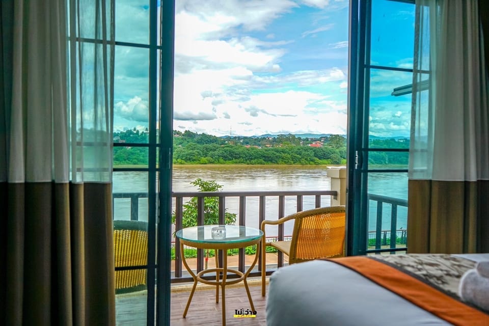 Resort River View (King or Twin) | Terrace/patio