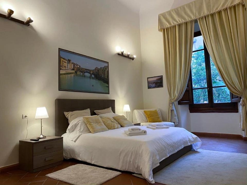 Classic Double Room, Private Bathroom | Premium bedding, down comforters, minibar, in-room safe