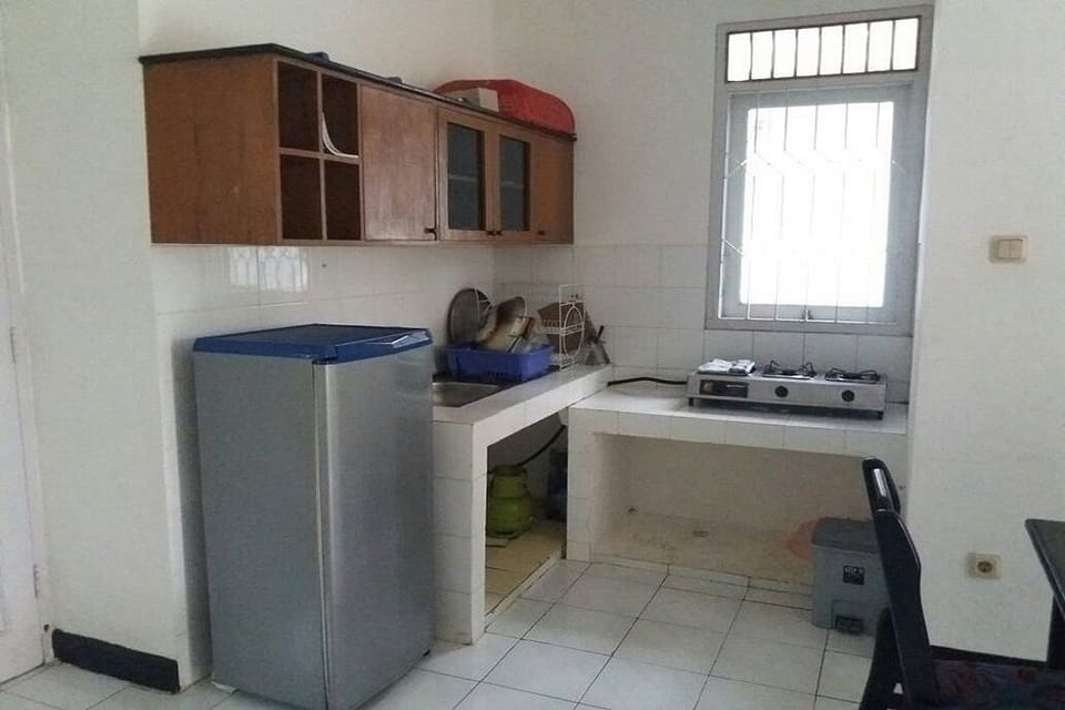 Villa, 2 Bedrooms | Private kitchenette | Fridge, stovetop, cookware/dishes/utensils
