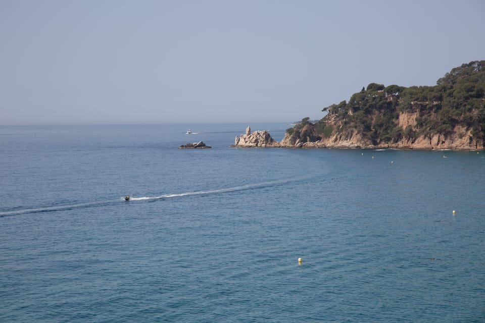 L'Azure Hotel Hotel in Lloret de Mar (Bus Station)