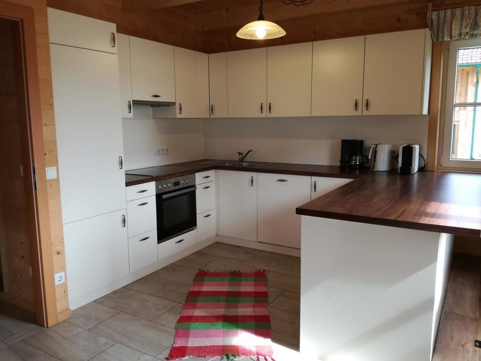 Family Cottage, 4 Bedrooms | Individually furnished, free WiFi