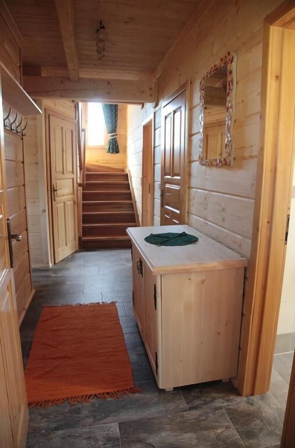 Family Cottage, 4 Bedrooms | WiFi (free), individually furnished