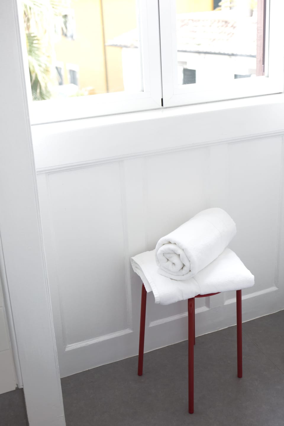 Bathroom amenities