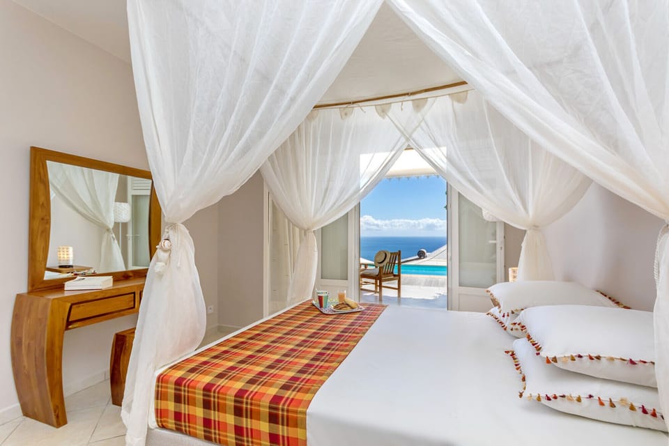 The Villa offers 3 comfortable and stylish bedrooms, each with its own shower room.