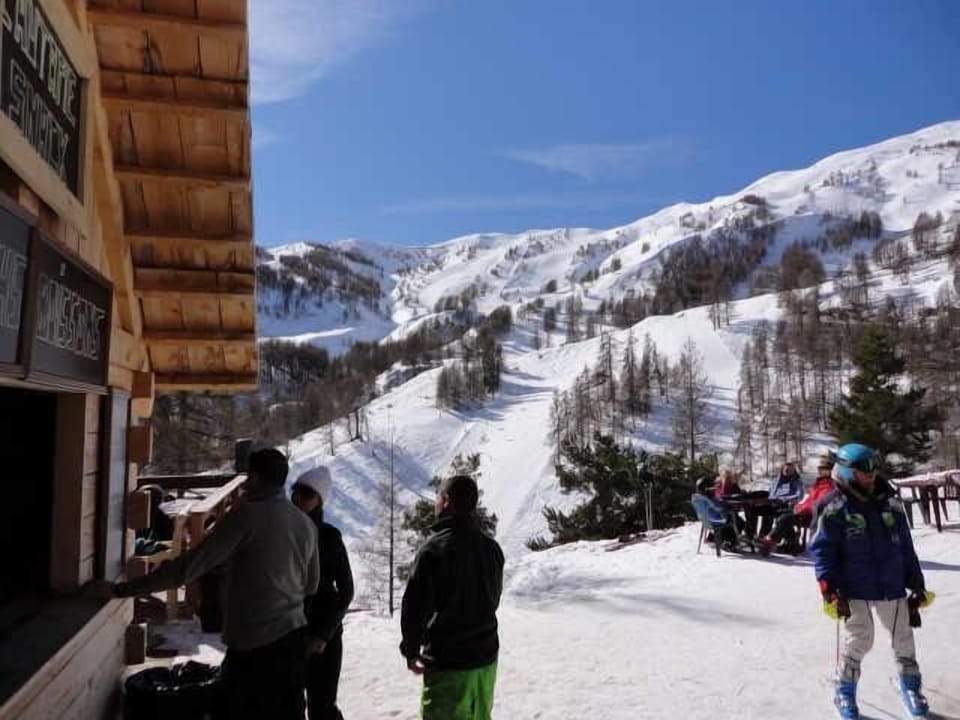 Snow and ski sports