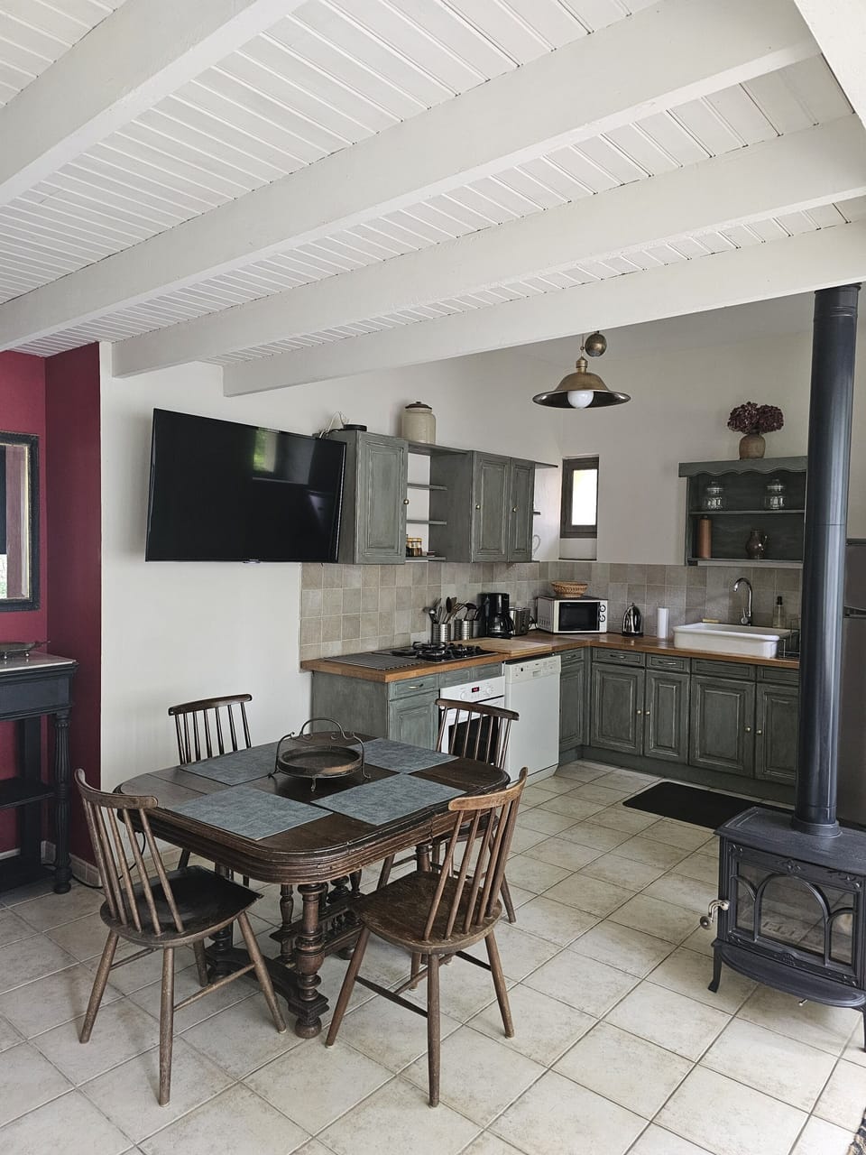 Open concept kitchen/living/dining room