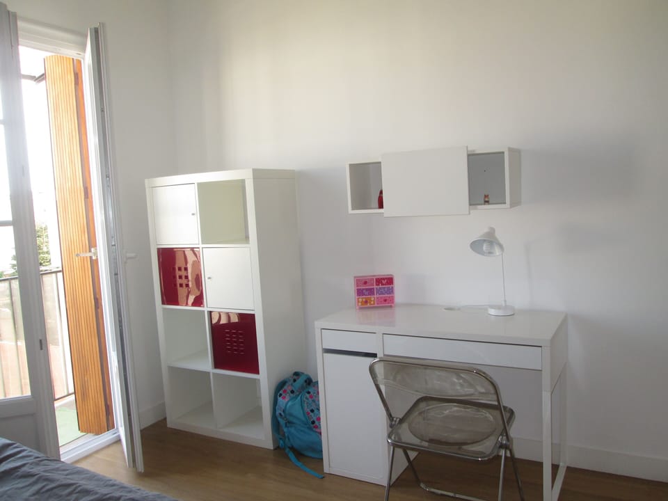 Bedroom 2, work area