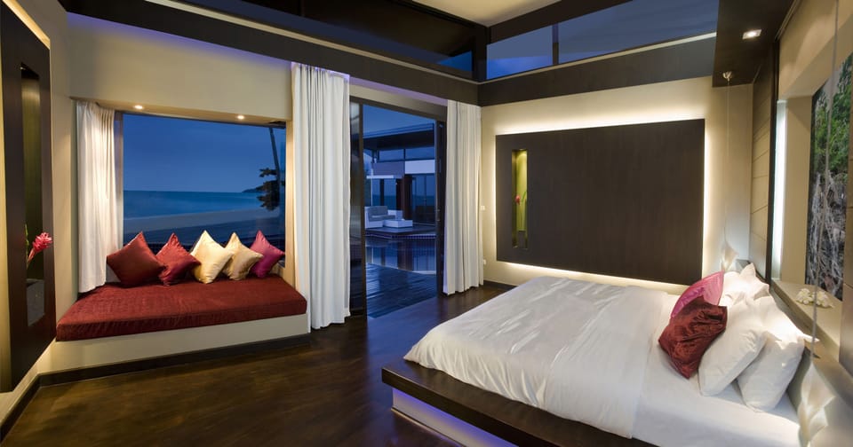 Poolside Villa | Premium bedding, minibar, in-room safe, desk