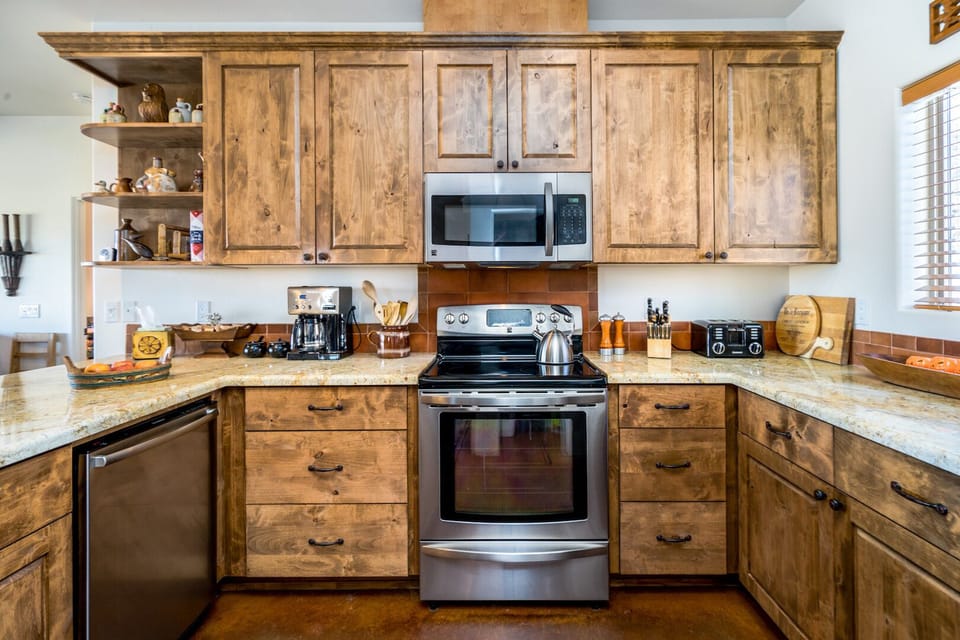 gourmet kitchen