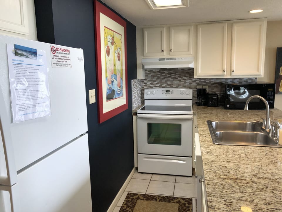 Feel like a master chef in our fully equipped kitchen!