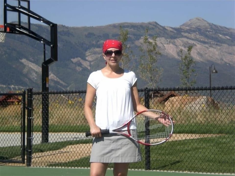 Tennis & Basketball Courts (ball & 4 racquets at house)