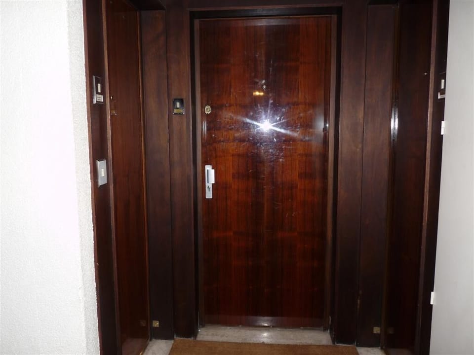 Front entrance to your Paris Haven