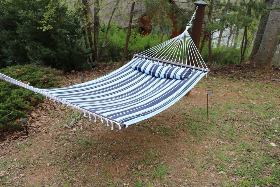 Double hammock with beautiful lake views.