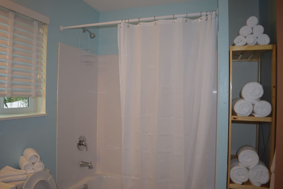 Bathroom/Shower