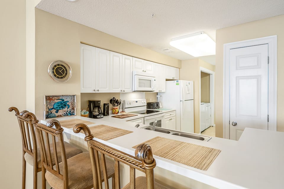 Kitchen bar