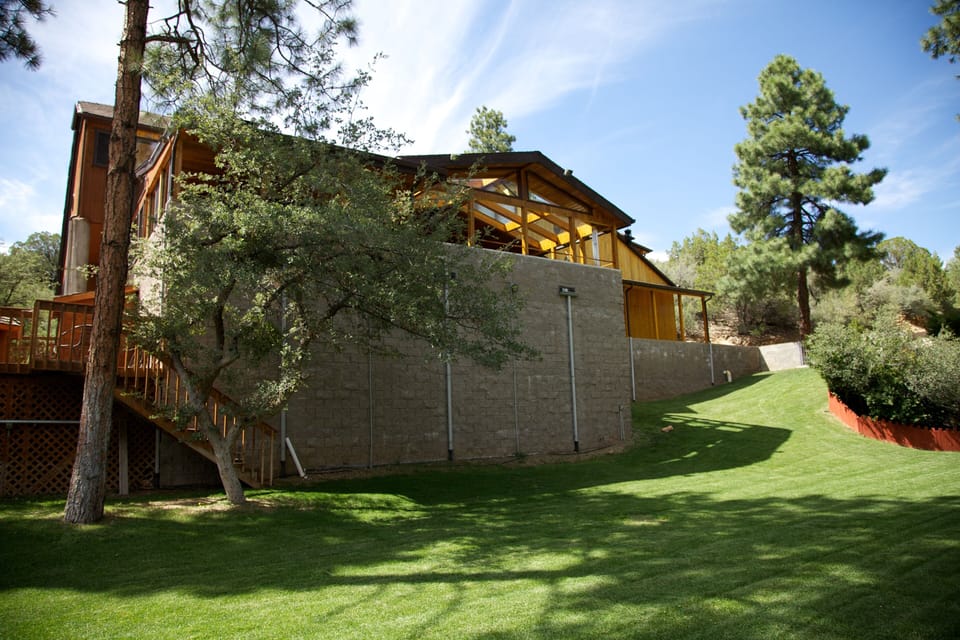 Large spacious yard for lots of activities - or just sit, relax and enjoy