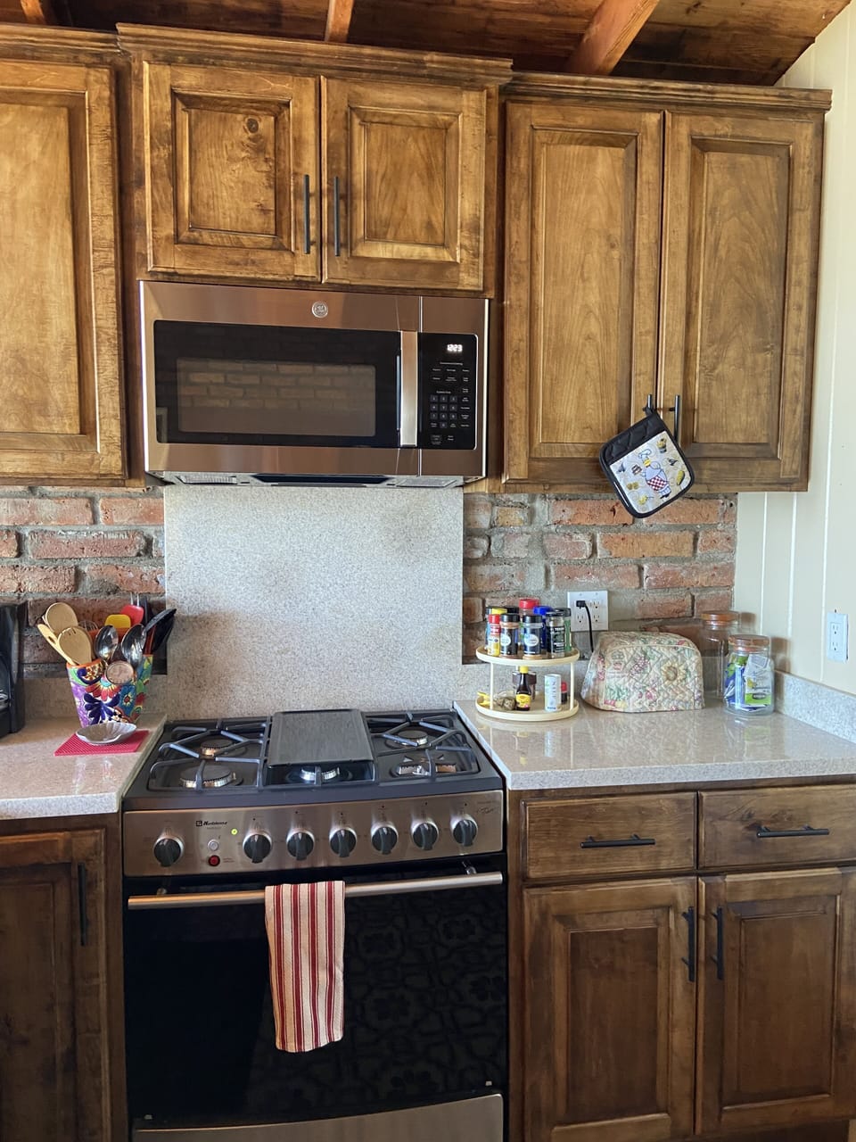 Beautiful new everything in kitchen