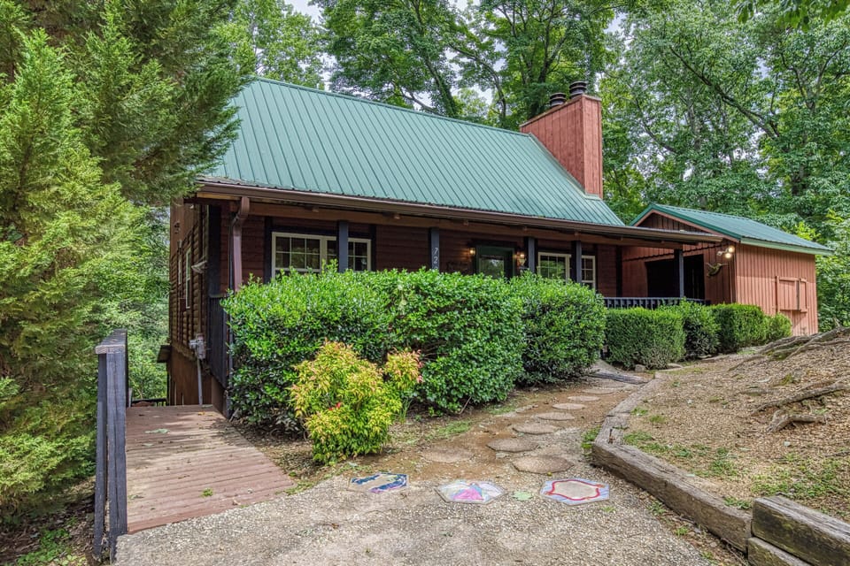 Pigeon Forge Cabin "Caddy Shack Lodge"