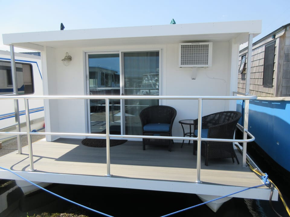 Entryway Deck
